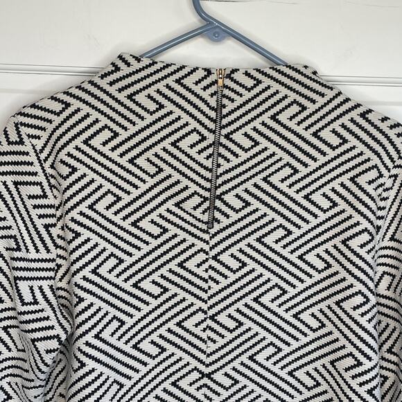 Anthropologie W5 Women's Geometric Mock Neck Blouse Top Sz L Retro Modern City - Picture 4 of 8